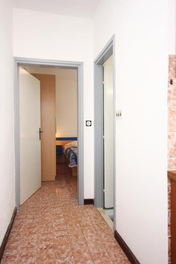 Apartment Lumbarda 4440A 외부 사진